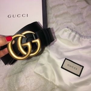 GUCCI - Black Leather Belt w/ Double G Buckle